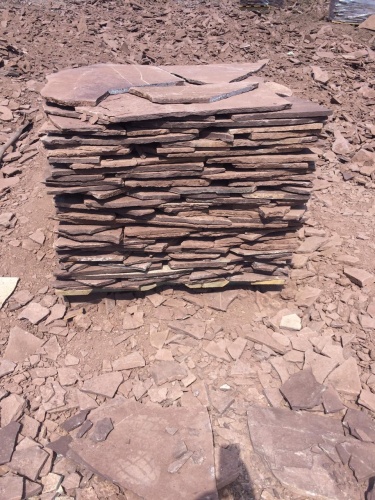 Плитняк лемезит бордовый для цоколя 1,5-2 см купить в Ижевске