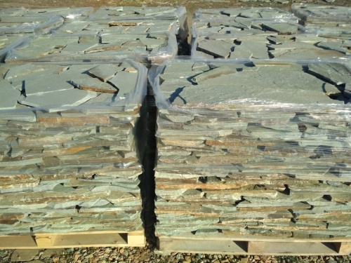 Плитняк златолит зелёный для цоколя, отмостки купить в Ижевске