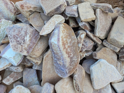 Златолит жёлтый, жёлто-зелёный глыбки и валуны для ланшафтного дизайна купить в Ижевске