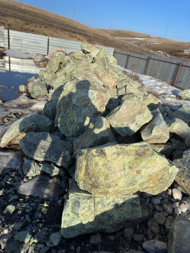 Камни для ландшафтного дизайна зелёные 10-60 килограмм купить в Ижевске