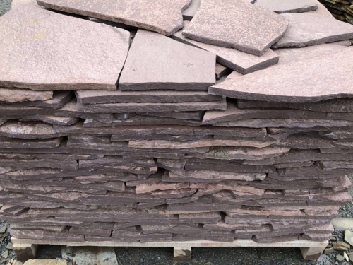 Плитняк лемезит бордовый для облицовки цоколя 20-25 мм  купить в Ижевске