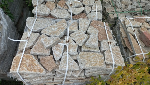 Гранитный плитняк галтованный для парковки купить в Ижевске