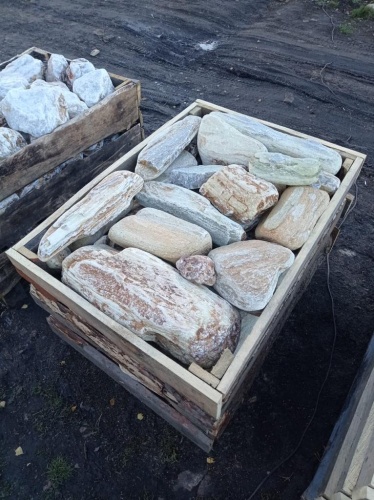 Златолит жёлтый, жёлто-зелёный глыбки и валуны для ланшафтного дизайна купить в Ижевске