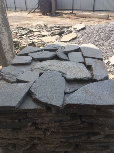 Златолит серебристый галтованный для лестниц купить в Ижевске